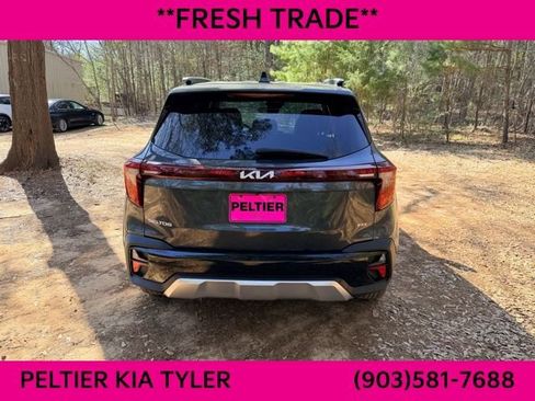 Certified 2024 Kia Seltos S image 11