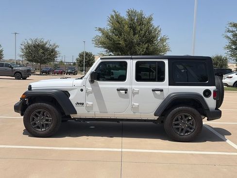 Used 2024 Jeep Wrangler Unlimited Sport AWD/4WD image 6
