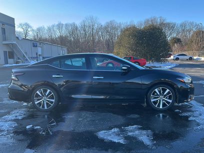 Used 2021 Nissan Maxima 3.5 SV w/ Floor Mat Group