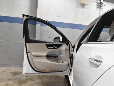 Used 2023 Mercedes-Benz C 300 4MATIC Sedan image 10