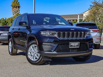 New 2025 Jeep Grand Cherokee Laredo X