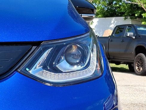 Used 2020 Chevrolet Bolt LT FWD image 3