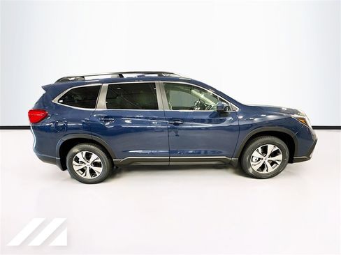 Certified 2025 Subaru Ascent Premium image 4