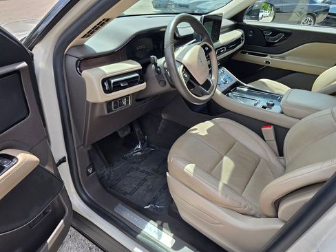 Used 2022 Lincoln Aviator Reserve RWD image 16