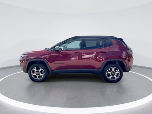 Used 2022 Jeep Compass Trailhawk w/ Trailhawk Elite Group image 4