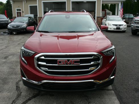 Used 2020 GMC Terrain SLT w/ Preferred Package AWD/4WD image 35