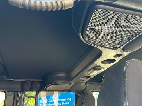 Used 2015 Jeep Wrangler Unlimited Sahara AWD/4WD image 29