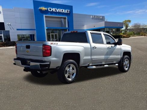 Used 2018 Chevrolet Silverado 2500 LT w/ All Star Edition AWD/4WD image 26