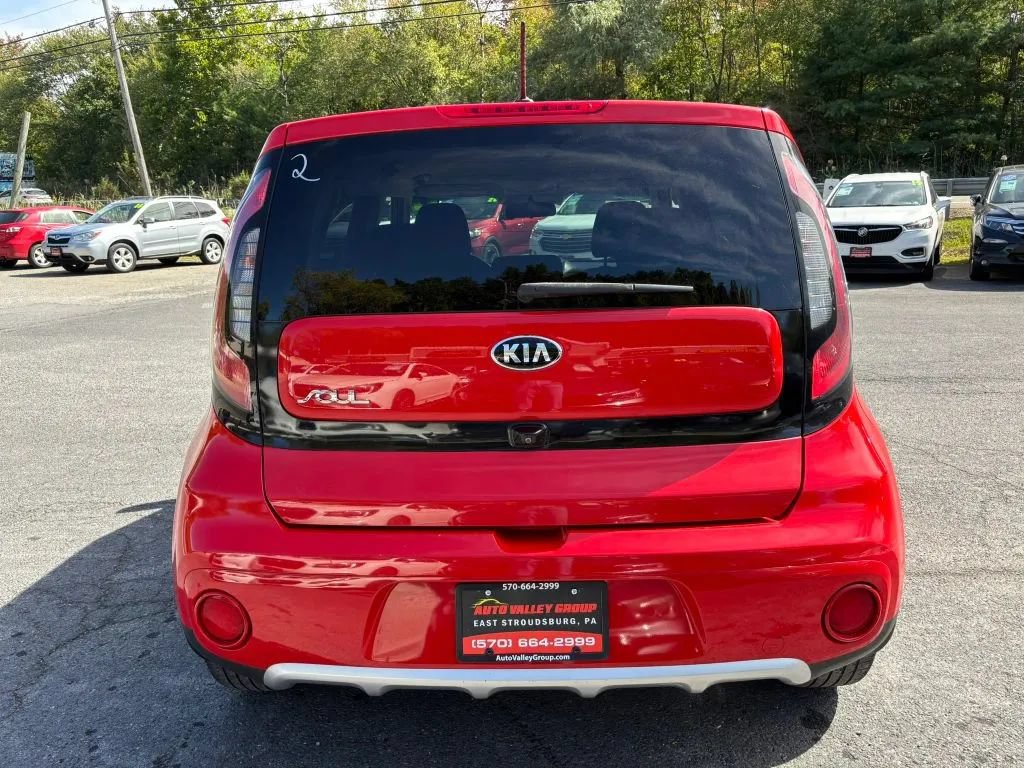Used 2017 Kia Soul + w/ Audio Package FWD image 7