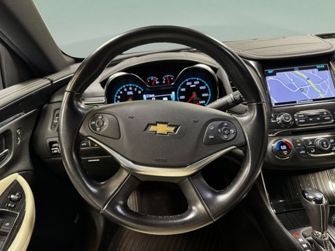 Used 2018 Chevrolet Impala Premier FWD image 19