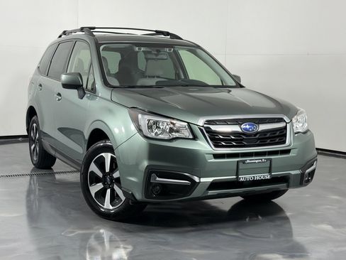 Used 2018 Subaru Forester 2.5i Premium AWD/4WD image 2