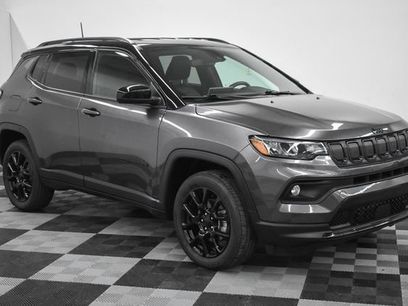Used 2022 Jeep Compass Altitude