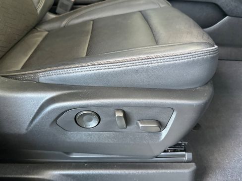 Used 2024 Chevrolet Tahoe High Country w/ Premium Package image 22