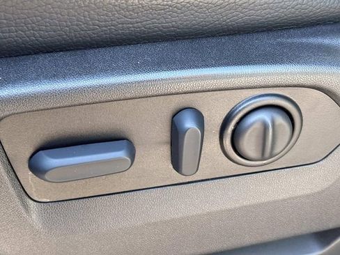 Used 2023 GMC Sierra 3500 Denali w/ Denali Ultimate Package image 28