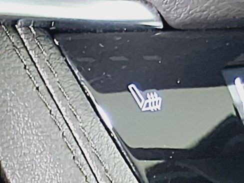 Certified 2025 Cadillac XT5 Premium Luxury image 14