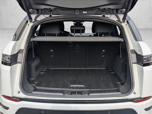 Used 2024 Land Rover Range Rover Evoque S image 6