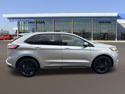 Used 2024 Ford Edge ST-Line AWD/4WD image 6
