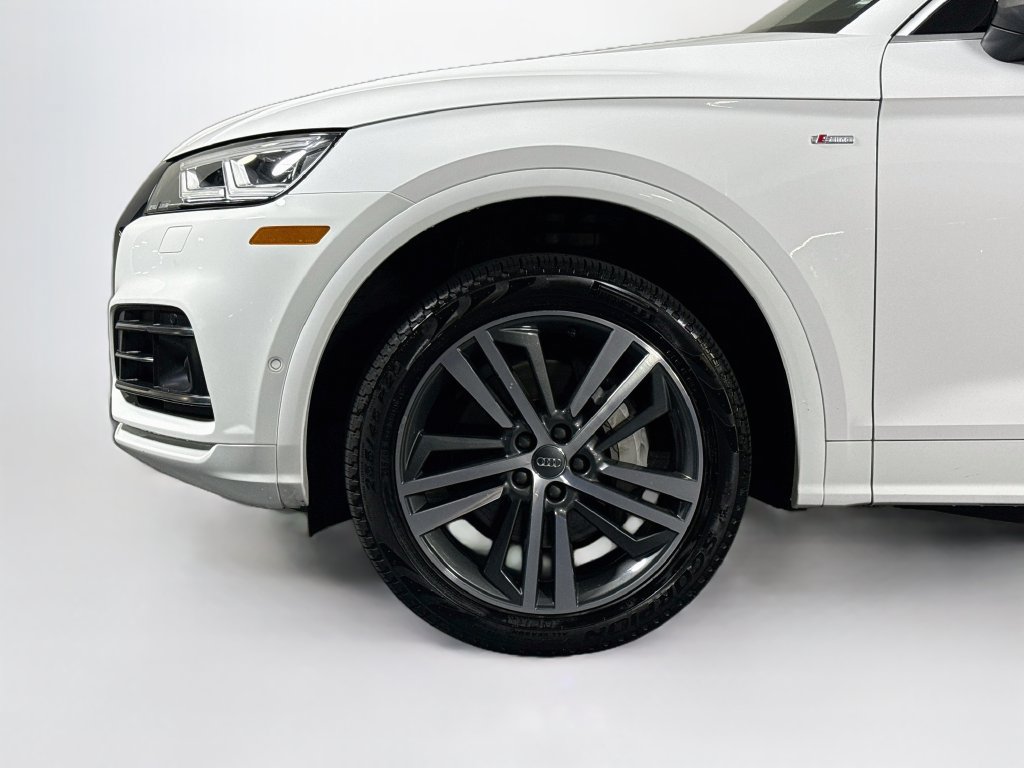 Used 2020 Audi Q5 e Prestige w/ Prestige Package AWD/4WD image 24