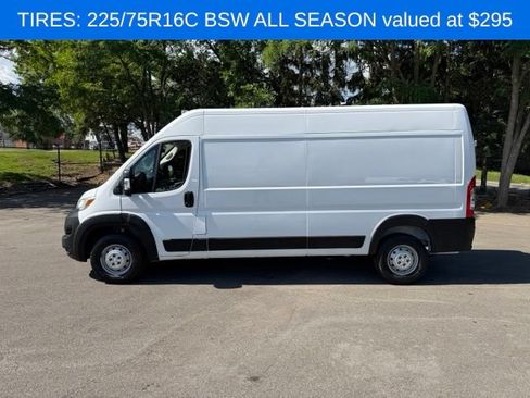 Used 2023 RAM ProMaster 2500 FWD image 5