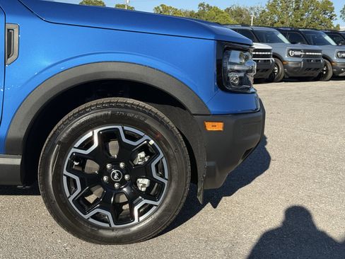 New 2025 Ford Bronco Sport Outer Banks AWD/4WD image 12