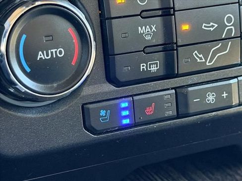 Used 2021 Ford F250 Lariat w/ Lariat Value Package image 24