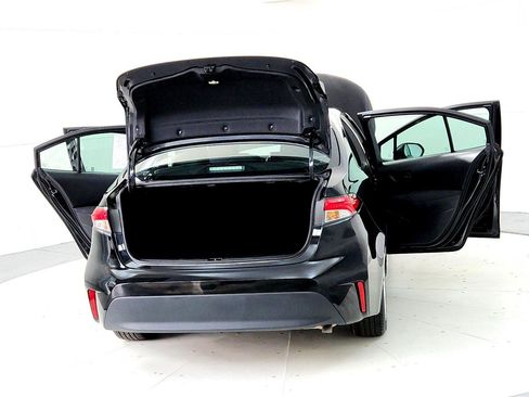 Certified 2024 Toyota Corolla LE image 11