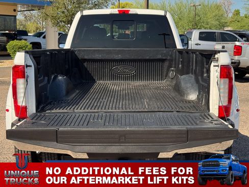 Used 2017 Ford F350 Lariat w/ Lariat Ultimate Package image 7