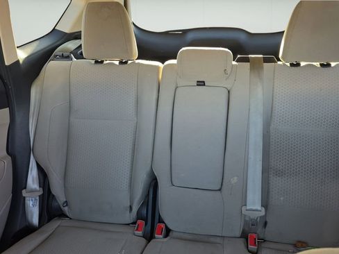 Used 2017 Ford Escape SE FWD image 12