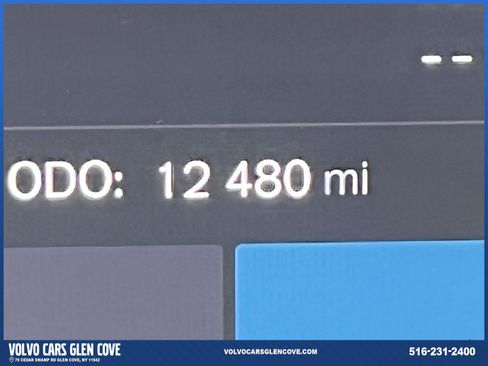 Used 2023 Volvo XC40 B5 Plus w/ Climate Package image 25