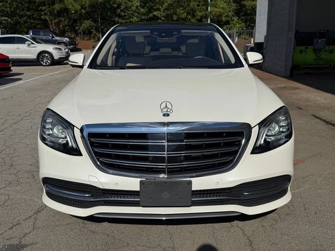 Used 2019 Mercedes-Benz S 560 Sedan image 2