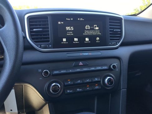 Used 2021 Kia Sportage LX image 19