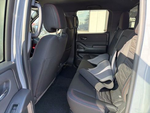 Used 2024 Nissan Frontier Pro-X w/ Technology Package image 5