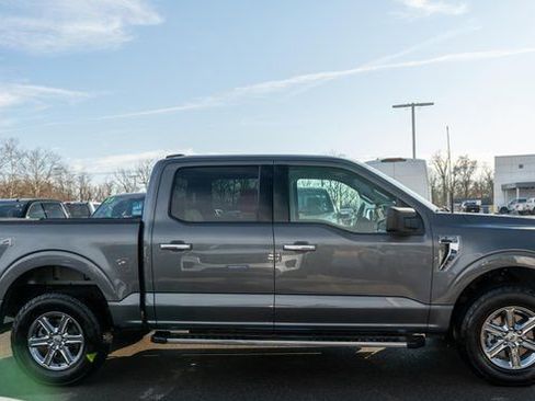 Used 2025 Ford F150 XLT w/ Equipment Group 301A Standard image 5