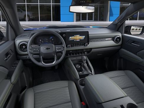 New 2026 Chevrolet Colorado ZR2 w/ Technology Package AWD/4WD image 16