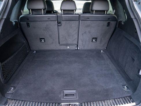 Used 2016 Porsche Cayenne GTS image 29