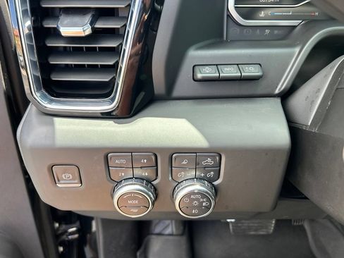 Used 2024 GMC Sierra 1500 Denali AWD/4WD image 23