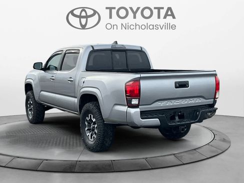 Used 2021 Toyota Tacoma SR image 4