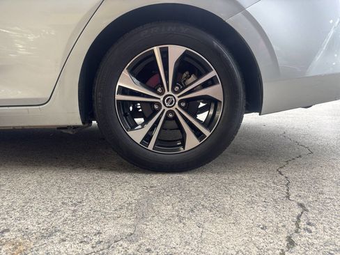 Used 2022 Nissan Sentra SV image 11