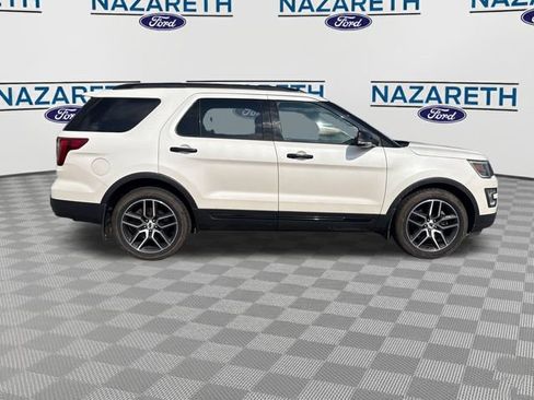 Used 2017 Ford Explorer Sport w/ Equipment Group 401A AWD/4WD image 8
