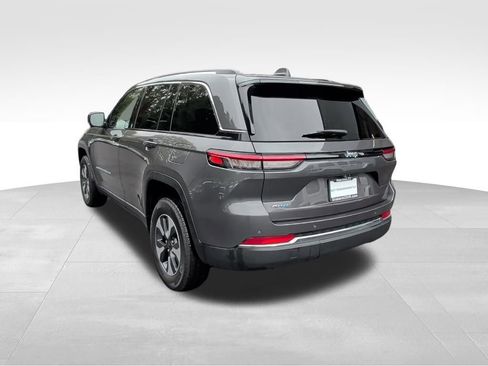 Used 2022 Jeep Grand Cherokee Limited 4xe image 4