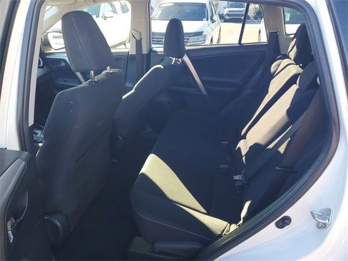Used 2018 Toyota RAV4 XLE image 12