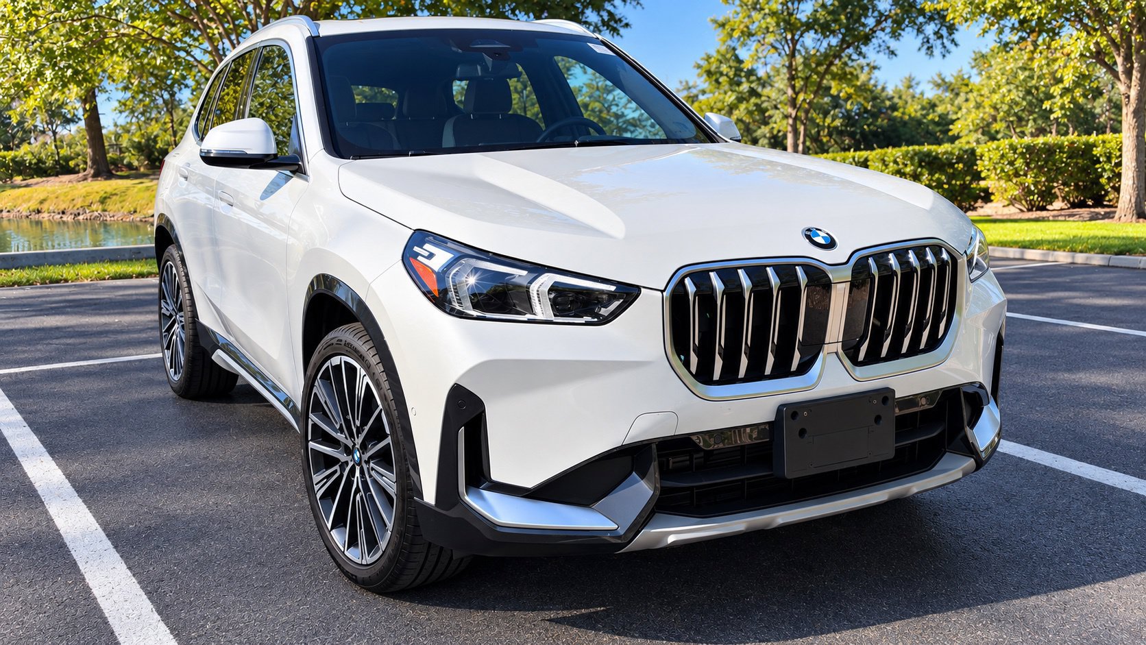 Used 2026 BMW X1 xDrive28i w/ Convenience Package AWD/4WD image 1