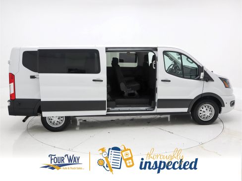 Used 2024 Ford Transit 350 XLT image 3