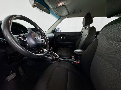 Used 2018 Kia Soul + FWD image 20