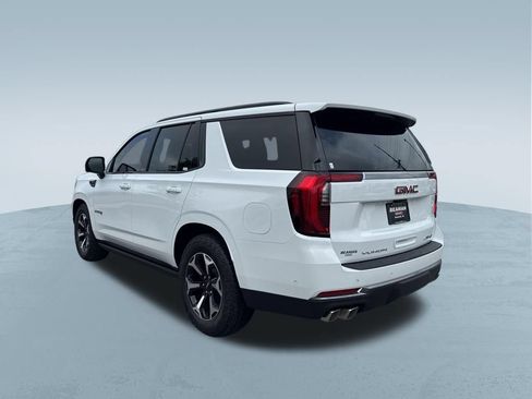 New 2026 GMC Yukon AT4 w/ AT4 Premium Plus Package AWD/4WD image 6