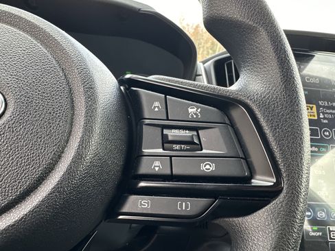 Used 2024 Subaru Crosstrek 2.0i Premium image 20