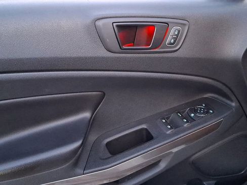 Used 2019 Ford EcoSport SES w/ SES Black Appearance Package image 12