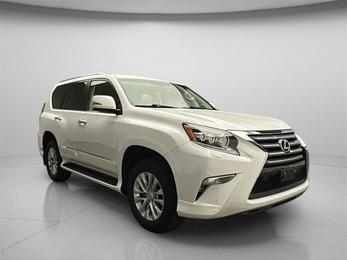Used 2018 Lexus GX 460 Premium w/ Premium Package image 1