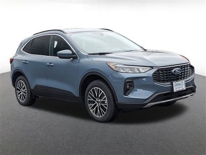 New 2025 Ford Escape SE