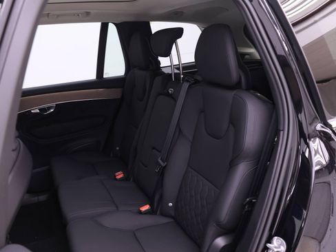 New 2026 Volvo XC90 B6 Plus w/ Protection Package Premier image 13